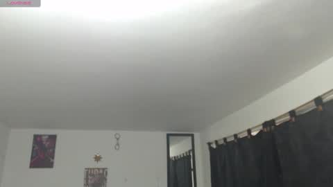 Snapshot of _delacruz911_ chatting on 01/11/25, 07:49 delacruz online show from 01/11/25, 07:49