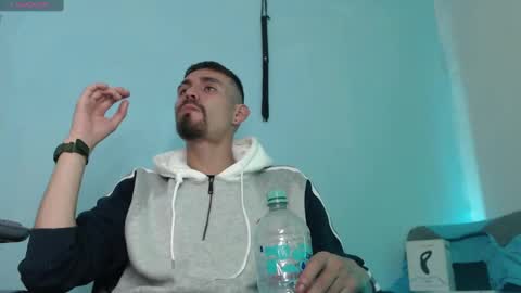 Snapshot of _delacruz911_ chatting on 02/10/25, 02:52 delacruz online show from 02/10/25, 02:52