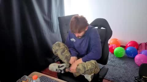 Snapshot of _delacruz911_ chatting on 09/17/25, 02:19 delacruz online show from 09/17/25, 02:19