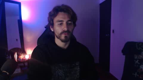 Snapshot of _delacruz911_ chatting on 10/10/25, 01:59 delacruz online show from 10/10/25, 01:59