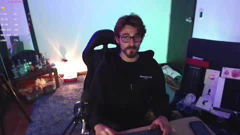 Snapshot of _delacruz911_ chatting on 10/20/25, 10:21 delacruz online show from 10/20/25, 10:21