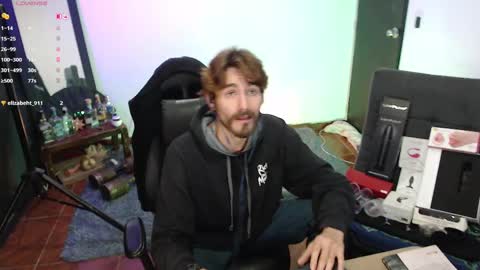 Snapshot of _delacruz911_ chatting on 10/24/25, 03:25 delacruz online show from 10/24/25, 03:25