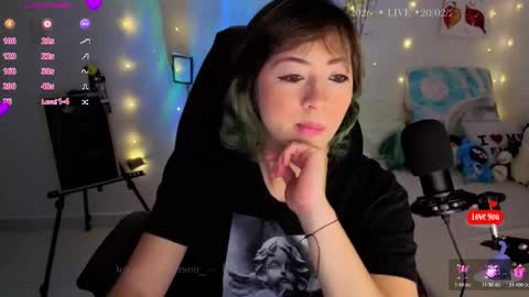 Snapshot of _denisse_peterson_ chatting on 02/20/26, 06:59 DENISE online show from 02/20/26, 06:59