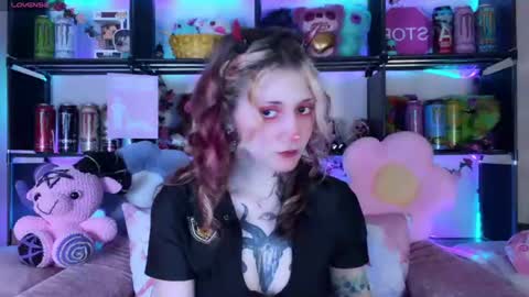 Kate online show from 06/25/26, 06:45