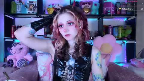Kate online show from 06/27/26, 08:25