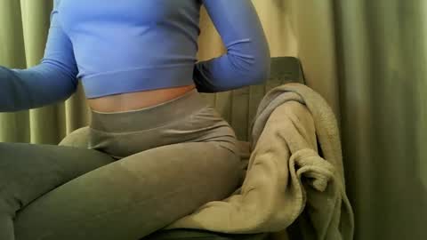 Snapshot of _domnatermsi chatting on 01/20/25, 06:32 _domnatermsi online show from 01/20/25, 06:32