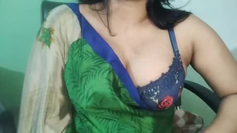 _dreamgirl_0 online show from 03/28/26, 04:06