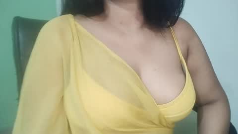 _dreamgirl_0 online show from 04/12/26, 09:47