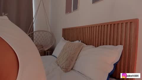 Emma and Tonny online show from 02/01/26, 02:37