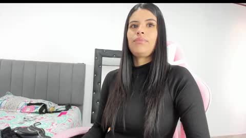 Snapshot of _elektrah chatting on 02/16/25, 06:54 _elektrah online show from 02/16/25, 06:54