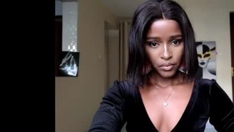Snapshot of _elenalove_ chatting on 06/10/26, 01:21 pvt is open online show from 06/10/26, 01:21