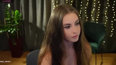 Snapshot of _elicharm chatting on 09/09/25, 03:22 Elice online show from 09/09/25, 03:22