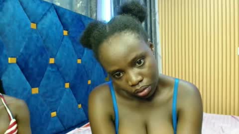 Elinah online show from 11/30/25, 04:16