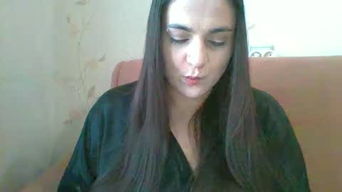 Snapshot of _eloizi_dev chatting on 02/23/25, 02:35 Eloiz online show from 02/23/25, 02:35