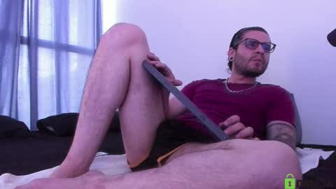 Snapshot of _elon_coxx_ chatting on 09/15/25, 08:31 - online show from 09/15/25, 08:31
