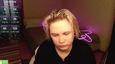 chloue and Gretta online show from 01/05/25, 08:10