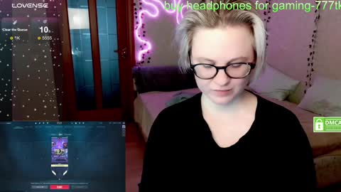 chloue and Gretta online show from 01/20/25, 06:21