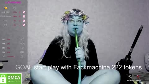 chloue and Gretta online show from 02/05/25, 06:24