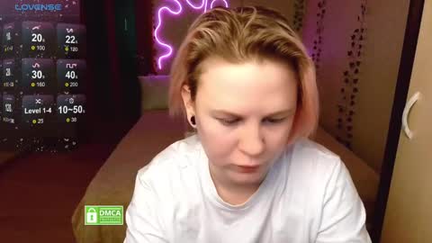 chloue and Gretta online show from 02/27/25, 04:32