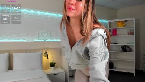 Milana online show from 02/02/25, 03:21