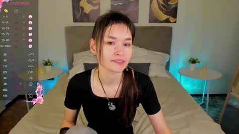 _emily__strike_ online show from 11/07/25, 10:04