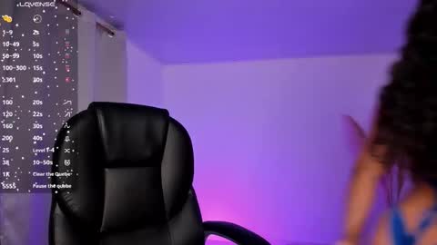 Emily walker online show from 02/10/26, 01:21