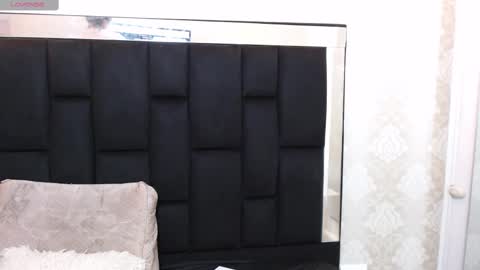 Emma online show from 02/24/25, 10:36
