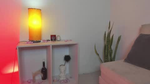 Snapshot of _emma_m chatting on 02/20/25, 03:01 emma morryson online show from 02/20/25, 03:01