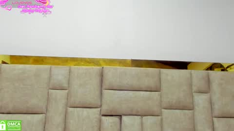 Snapshot of _eris_rose chatting on 11/22/25, 07:46 _eris_rose online show from 11/22/25, 07:46