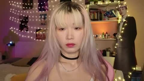 Snapshot of _eve____ chatting on 02/16/26, 01:24 EveEva online show from 02/16/26, 01:24