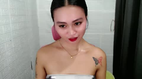STEFFANNY WELL. online show from 10/11/25, 01:16