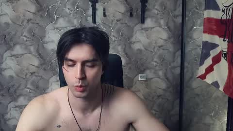 Snapshot of _fatrabbit chatting on 04/09/26, 10:53 Keanu online show from 04/09/26, 10:53