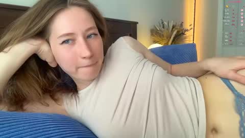 Snapshot of _feli_ chatting on 04/15/26, 05:31 all my social online show from 04/15/26, 05:31