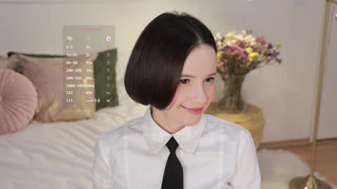 Essie  online show from 12/11/24, 09:55