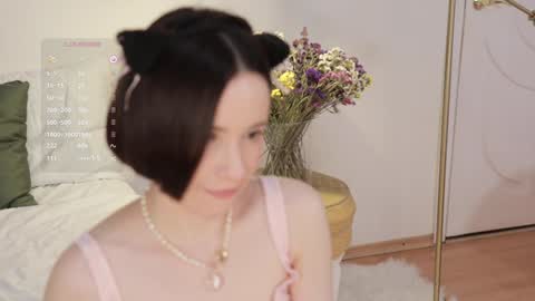 Essie  online show from 12/21/24, 03:03