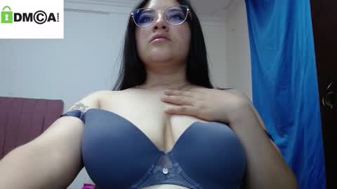 Snapshot of _fenix chatting on 03/16/26, 04:00 Y online show from 03/16/26, 04:00