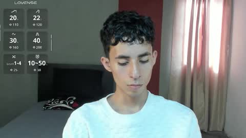 Snapshot of _fiore_ chatting on 02/15/26, 08:27 jair eduardo online show from 02/15/26, 08:27