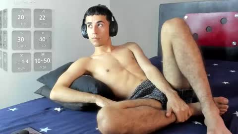 Snapshot of _fiore_ chatting on 02/25/26, 02:05 jair eduardo online show from 02/25/26, 02:05