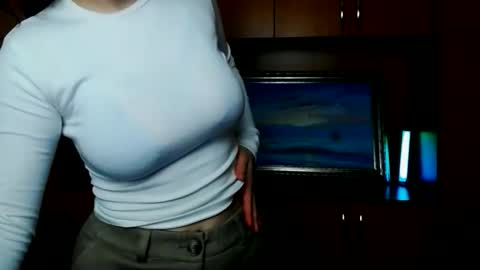 Snapshot of _foxy_lady chatting on 03/05/26, 07:37 Alice online show from 03/05/26, 07:37