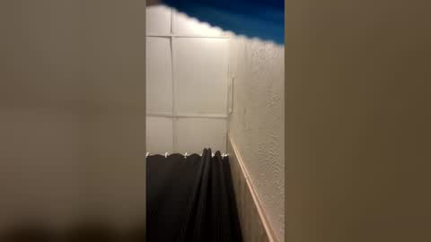 Snapshot of _frosty_69 chatting on 03/27/26, 04:40 _frosty_69 online show from 03/27/26, 04:40