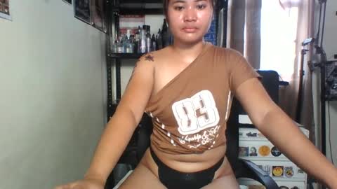 Snapshot of _genevieve22_ chatting on 07/03/26, 02:51 genny online show from 07/03/26, 02:51