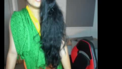 Georgia Barone online show from 11/04/25, 12:43