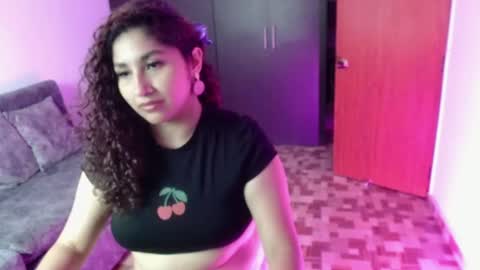 Snapshot of _gia_dior chatting on 02/19/26, 12:39 Gia Independent model online show from 02/19/26, 12:39