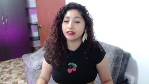 Snapshot of _gia_dior chatting on 04/05/26, 01:52 Gia Independent model online show from 04/05/26, 01:52