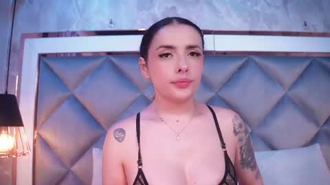 Snapshot of _giggy chatting on 07/08/26, 11:37 _giggy online show from 07/08/26, 11:37