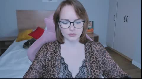 Snapshot of _gingermean_ chatting on 04/08/26, 04:01 GingerMean online show from 04/08/26, 04:01