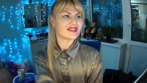 _glamorous_ online show from 02/11/25, 07:59