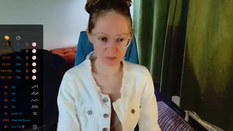 _goldilocks__ online show from 09/15/25, 06:35