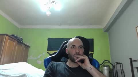 Gregorio online show from 10/21/25, 02:51