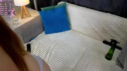 Milly online show from 03/12/25, 07:24